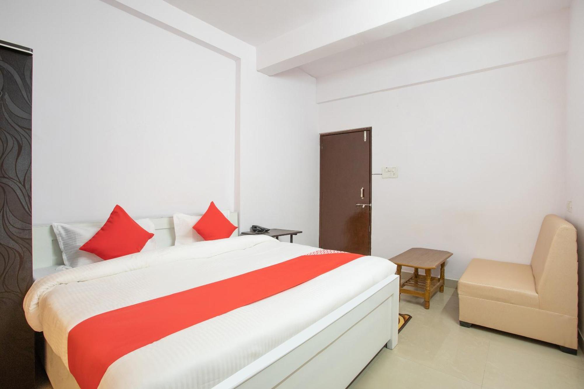 Hotel O Golden Star Бхопал Экстерьер фото